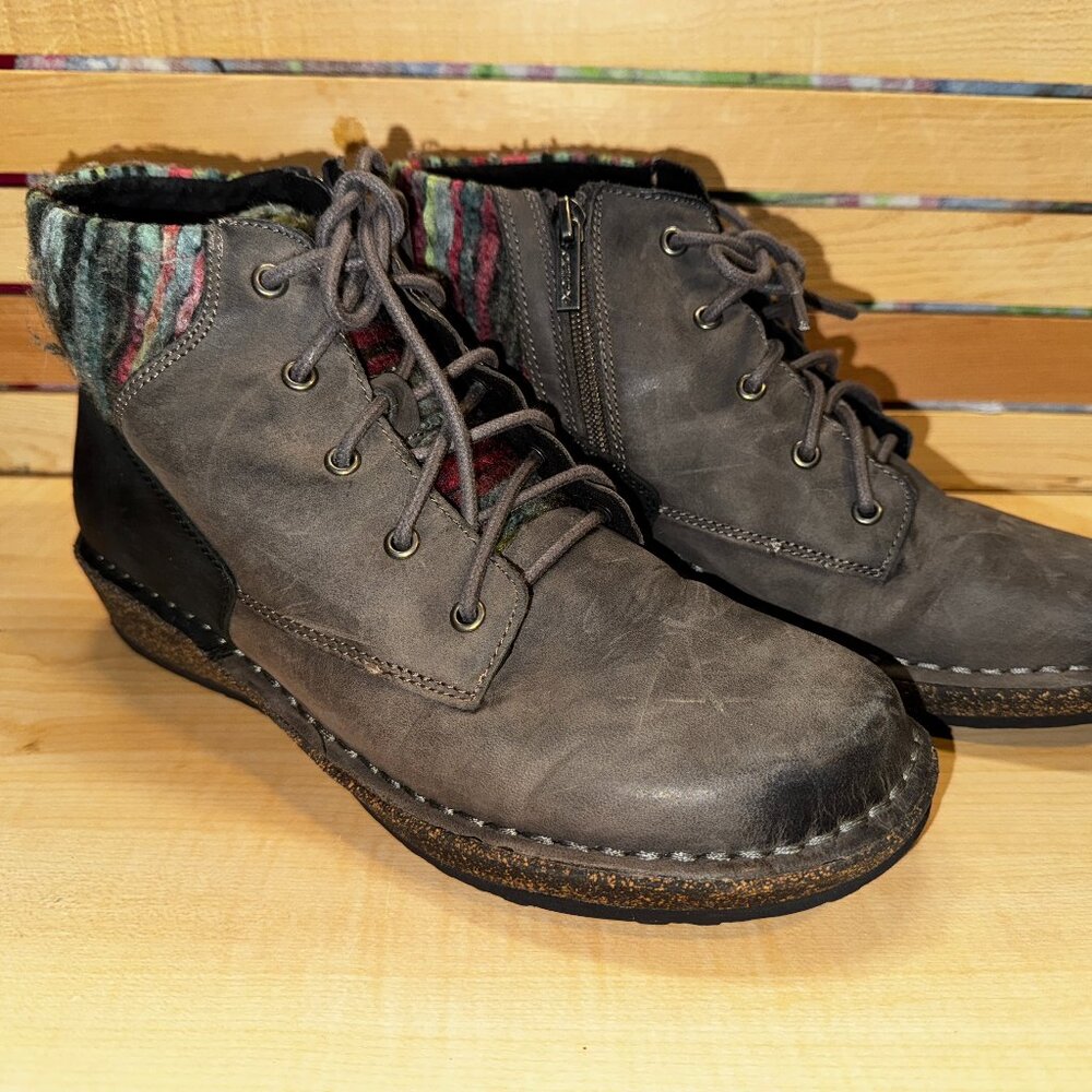 Aetrex Jolie Sweater Boot